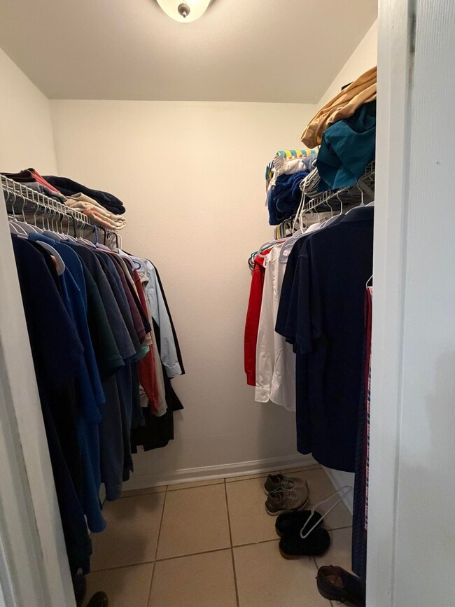 Building Photo - 514 Teal Ln