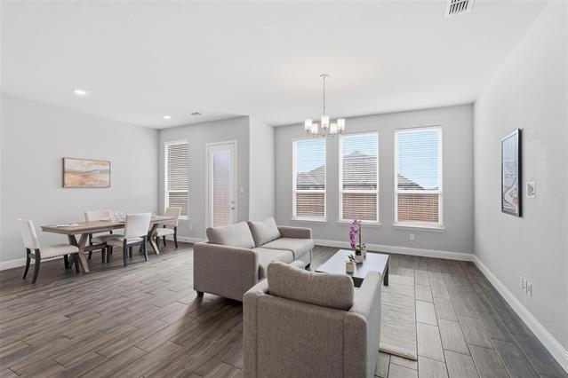 Building Photo - 1124 El Sol Blvd