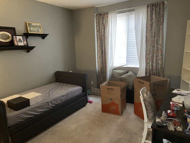 Second Bedroom/Office - 7120 La Tijera Blvd