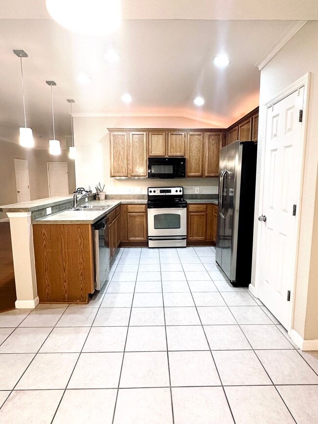 Building Photo - 4218 SW 53rd Cir