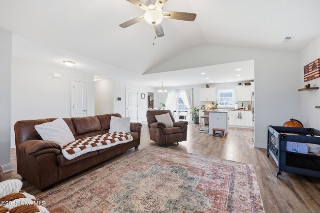 Building Photo - 708 Puppy Drum Ln