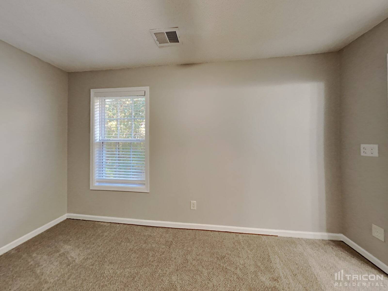 Building Photo - 374 Chesapeake Way