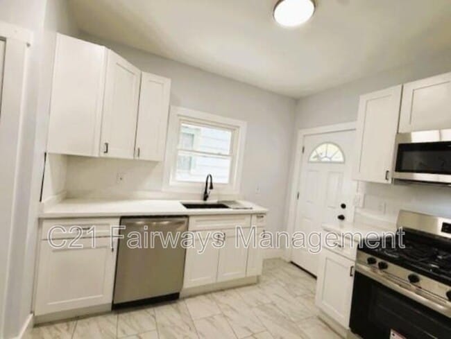 Building Photo - 1218 Rodgers St