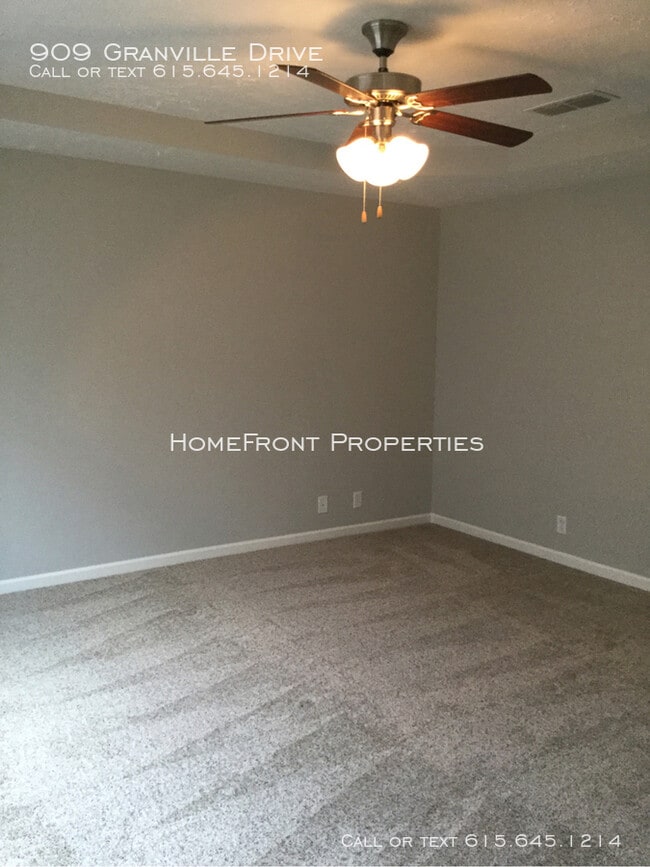 Building Photo - 3 BD, 3 BA Townhome: Triple Blackman Schools