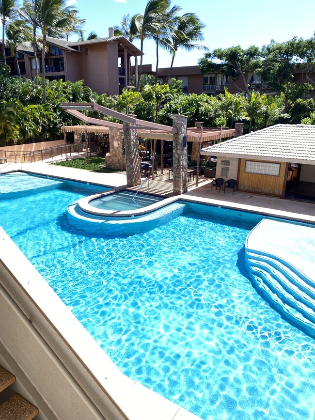 The Breakers Resort-style 25M Pool and jacuzzi - 3706 Lower Honoapiilani Rd