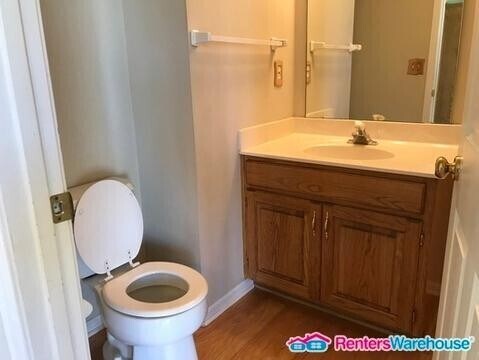 Building Photo - 4 Bedroom/ 2.5 Bath Home in Gardner
