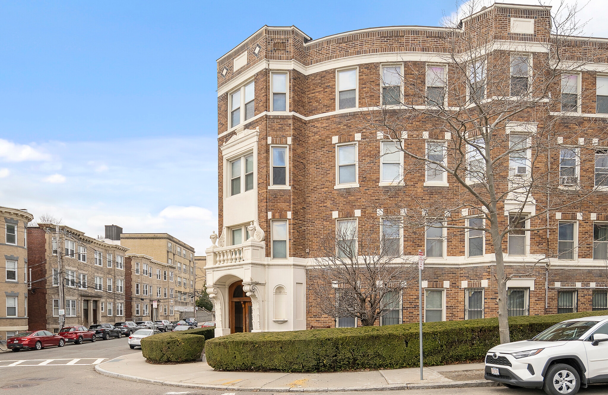 Building Photo - 1677 Commonwealth Ave