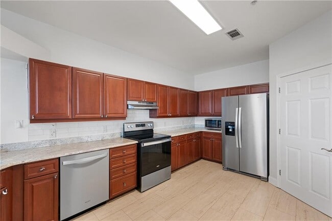 Building Photo - 3334 Peachtree Rd NE