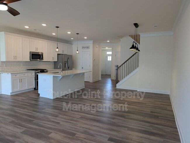 Building Photo - 6324 Keeton Ln