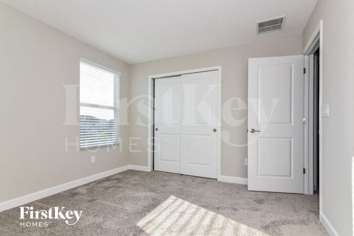 Building Photo - 9916 Victory Gallop Loop