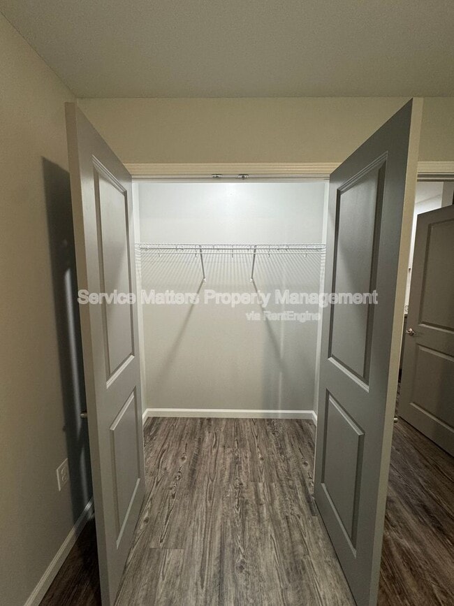 Building Photo - 6848 Stirrup Ln