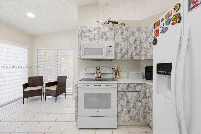 Building Photo - 12340 SW 144th Terrace