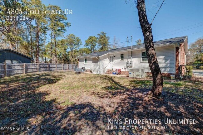 Building Photo - 4804 Collegiate Dr