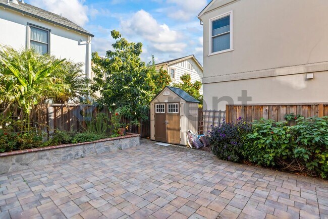 Building Photo - 1294 Pistachio Terrace