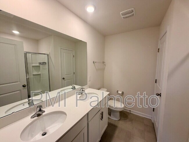 Building Photo - 417 Spearman Ct