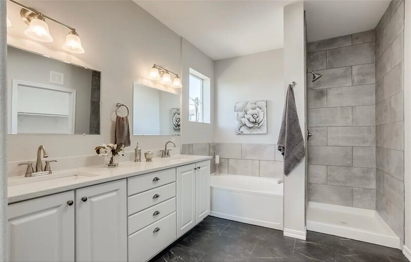 Building Photo - 3501 E 103rd Cir