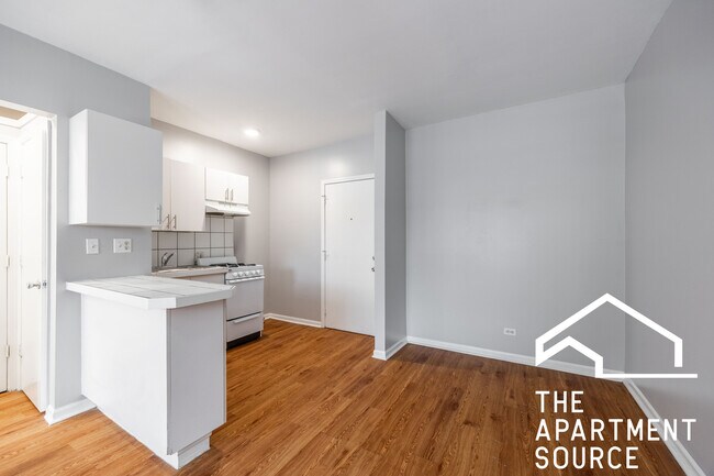 Building Photo - 4031 N Kenmore Ave