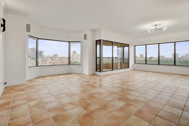 Building Photo - 2001 Holcombe Blvd