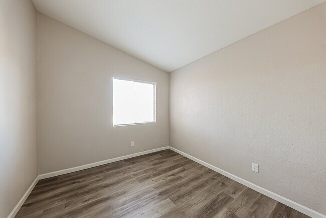 Building Photo - 7841 W McRae Way