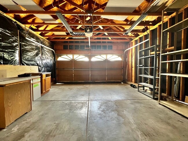 Building Photo - Charming 3-Bed/2-Bath Home in Loveland!