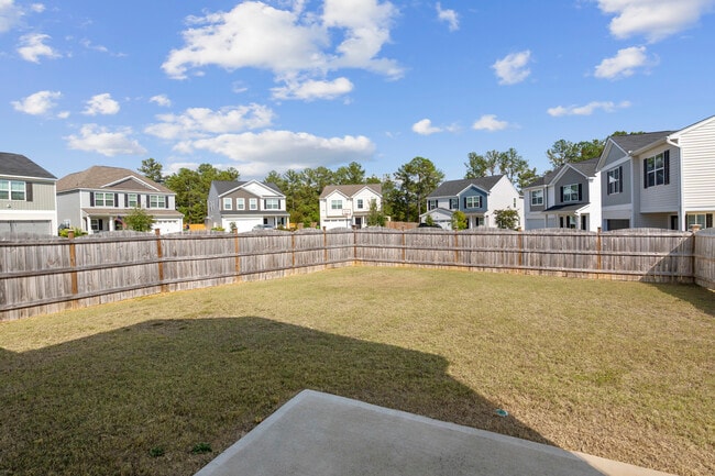 Building Photo - 672 Penfolds Wy