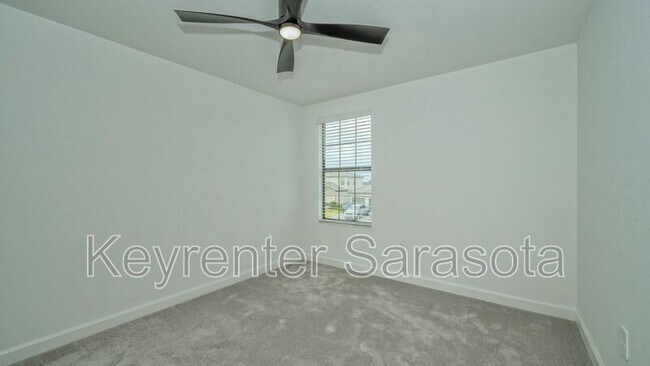 Building Photo - 4873 Seafoam Trl