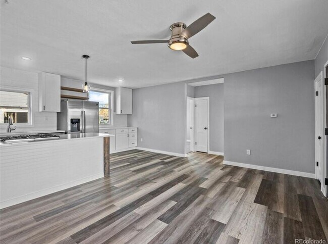 Building Photo - 4379 S Washington St