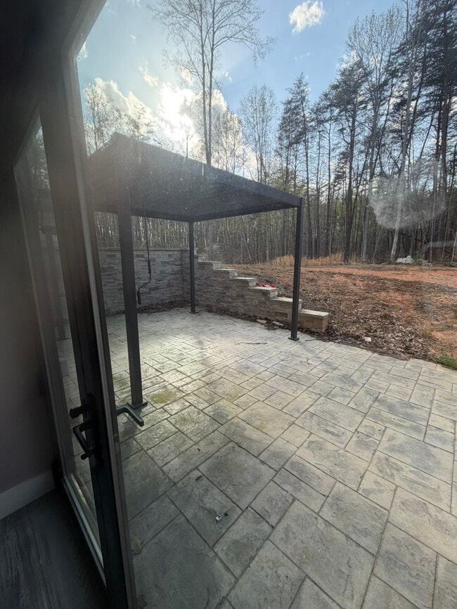 Building Photo - Keysville 2 Bedroom