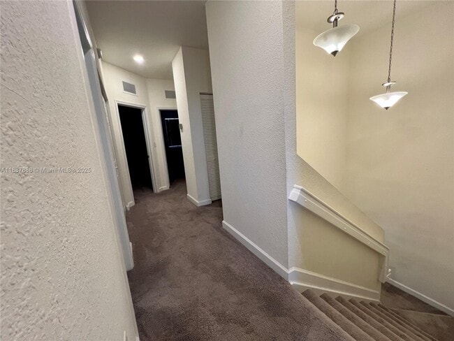 Building Photo - 15080 SW 119th Ln