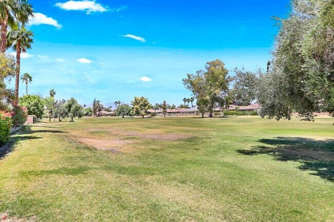 Building Photo - 82630 Redford Way