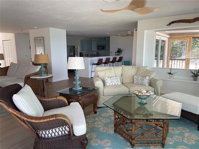 Building Photo - 2709 Casey Key Rd