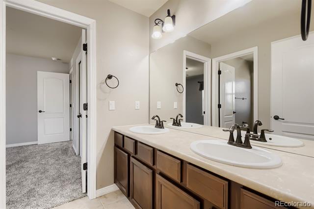 Building Photo - 23763 E Eads Dr