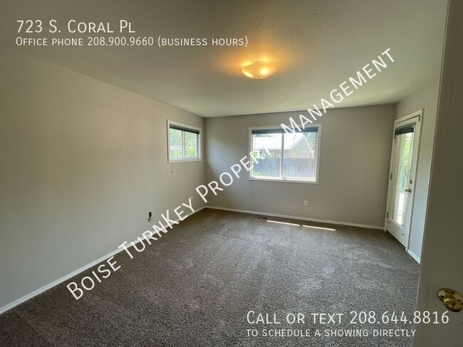 Building Photo - 723 S Coral Pl