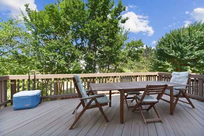 Building Photo - 7035 Fieldhurst Ct