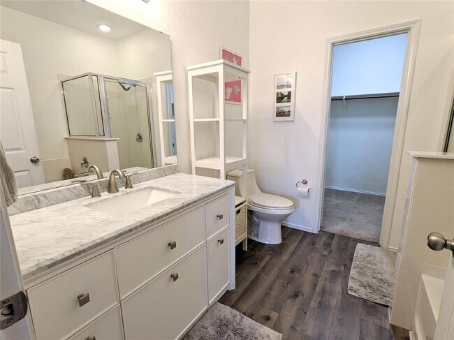 Building Photo - 5508 Nelson Oaks Dr