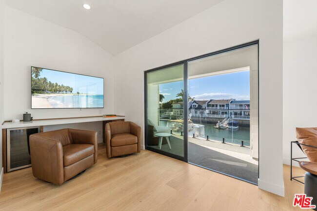 Building Photo - 4405 Costa De Oro