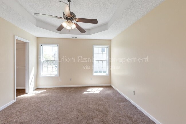 Building Photo - 110 Vineyard Ridge Dr