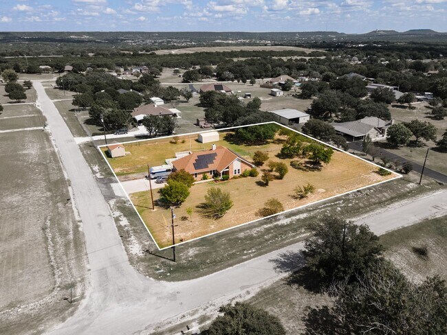 Building Photo - 122 CR - 4936