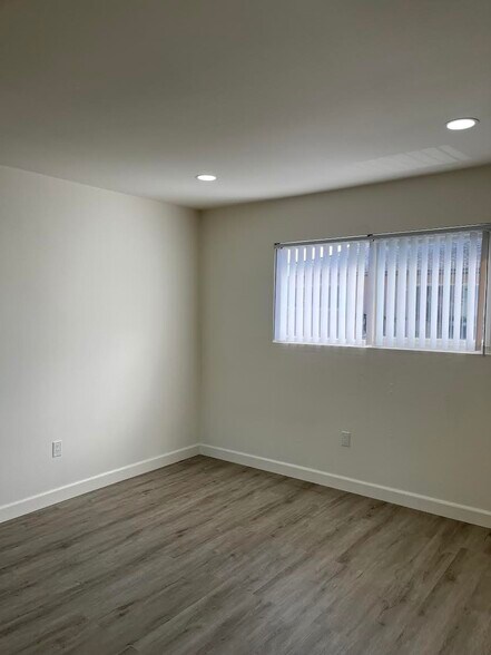 #2 Bedroom - 18371 Patterson Ln