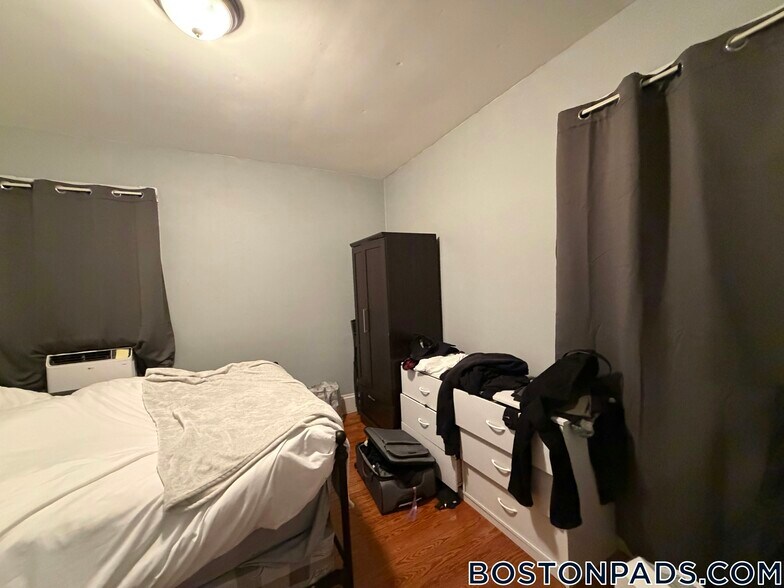 Building Photo - 113 Fresh Pond Pkwy