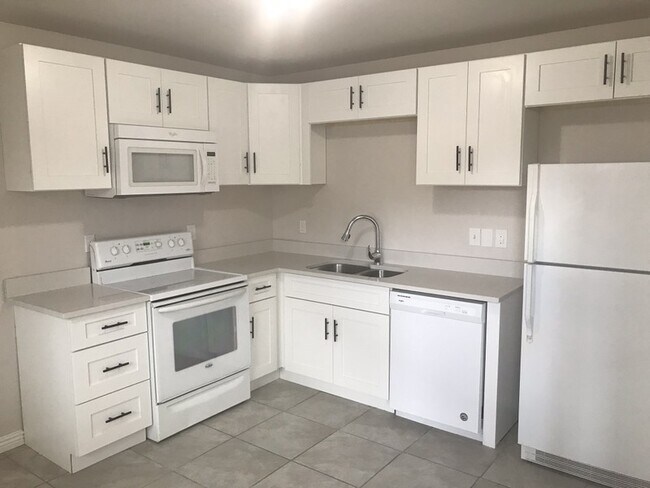 Building Photo - 3065 S 9100 W