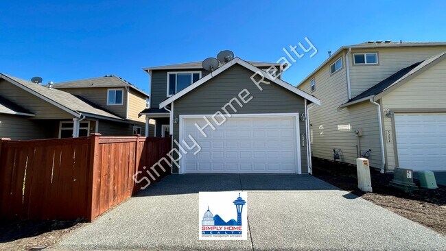 Building Photo - Welcome to Your 4-Bedroom Dream Home!??