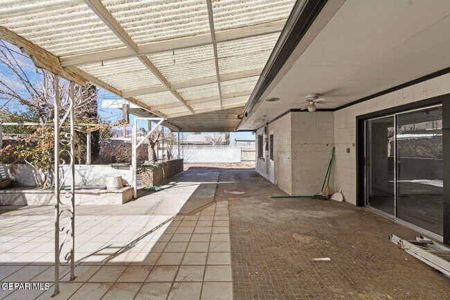 Building Photo - 3605 Taylor Ave