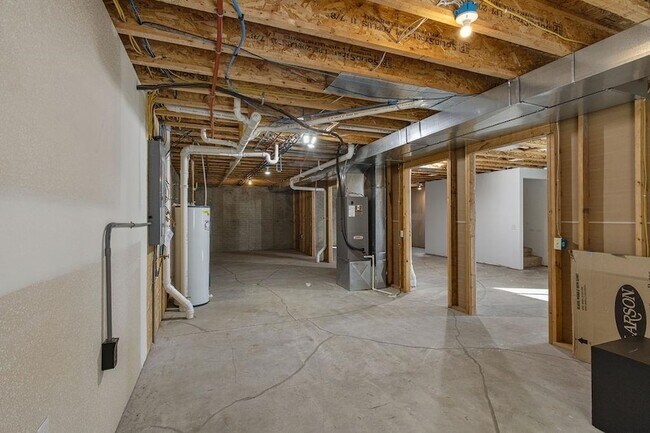 Building Photo - 112 N 5th St