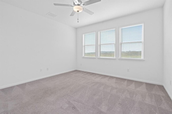 Building Photo - 202 Lime St