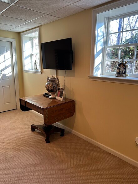 Building Photo - 68 Westwood Cir SW