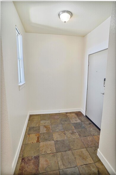 Building Photo - 24535 Town Center Dr
