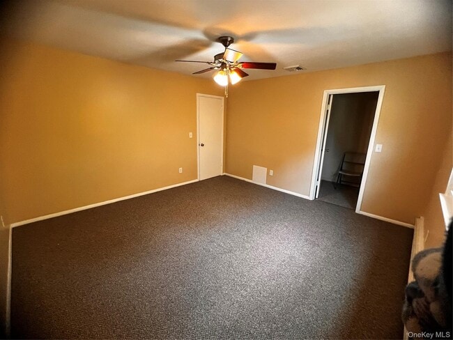 Building Photo - 11 Park Manor Ct