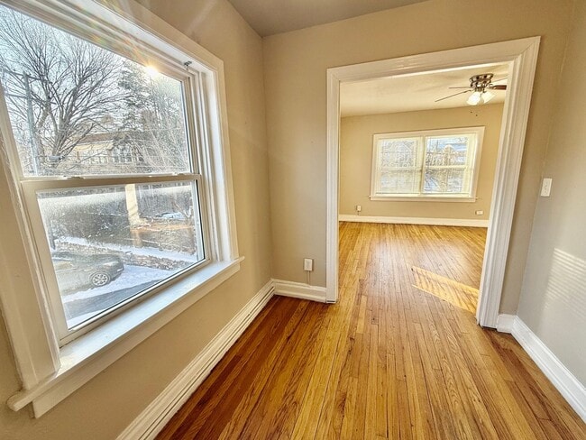 Building Photo - The Nelle