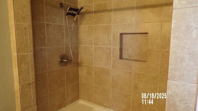 Building Photo - Great home located in Sherwood,
